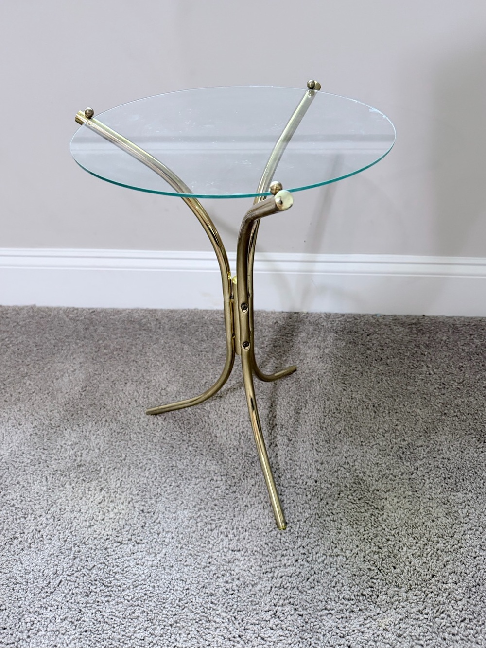 Vintage Brass-Style Tripod Side Table with Clear Glass Top